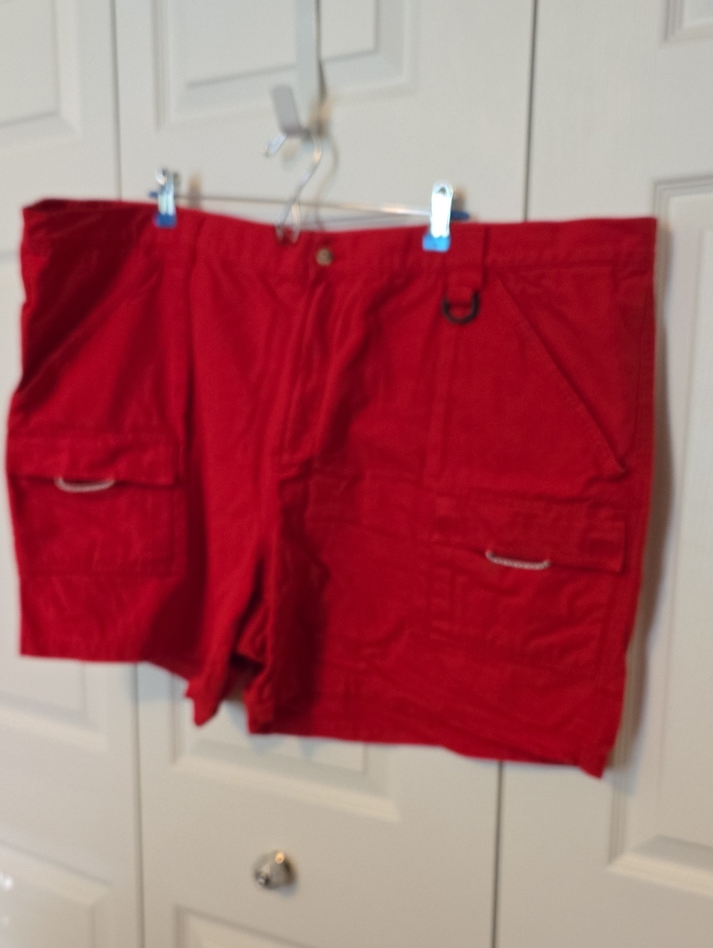 Columbia PFG Men's Red Cargo Shorts - Casual Utility Style